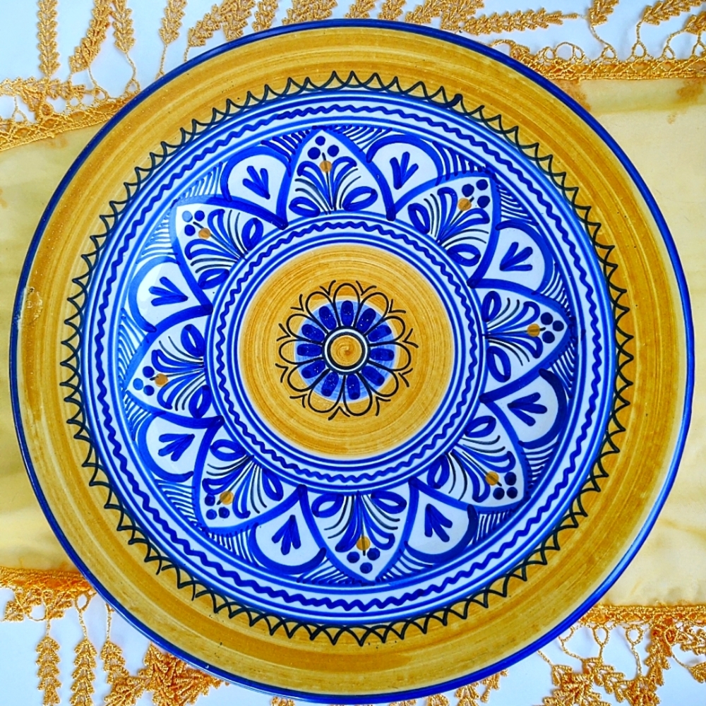 LG VTG Happy Fiesta Platter Spanish motif handmade art taco sangria party plate